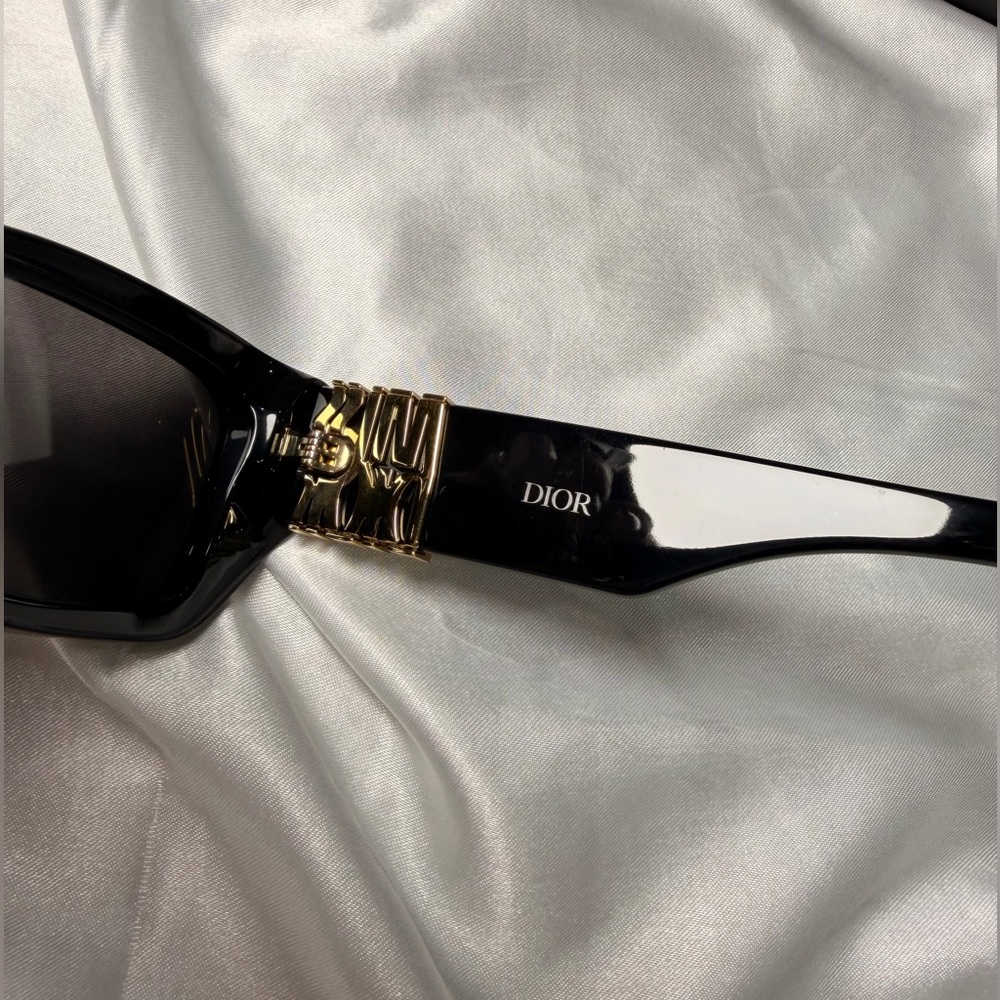 MISS DIOR CD40182I Sunglasses - Picture 6 of 16